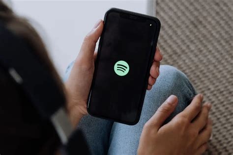 can you use spotify without wifi or data