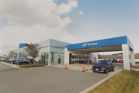 carson hyundai service phone number