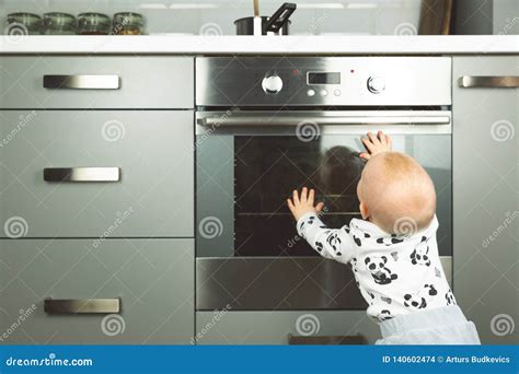 child lock in electric stove