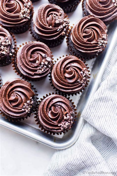 chocolate cupcakes using coffee