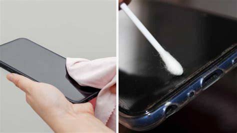 cleaning phone screen