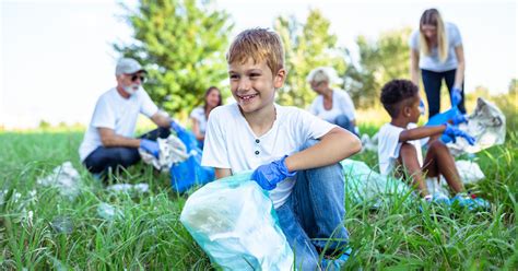 community helping