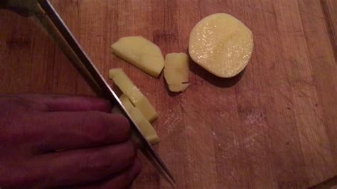 como cortar batatas em.cubos