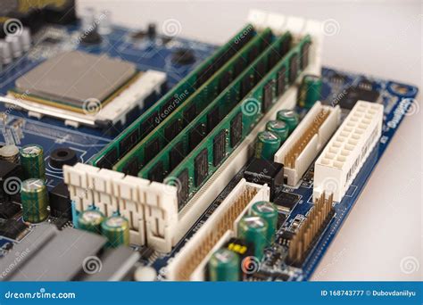 CPU dan RAM
