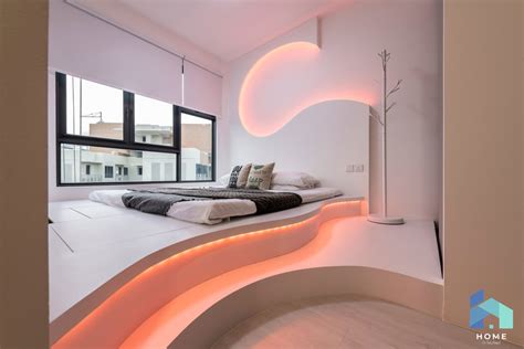Curved Lines and Organic Shapes in a Bedroom