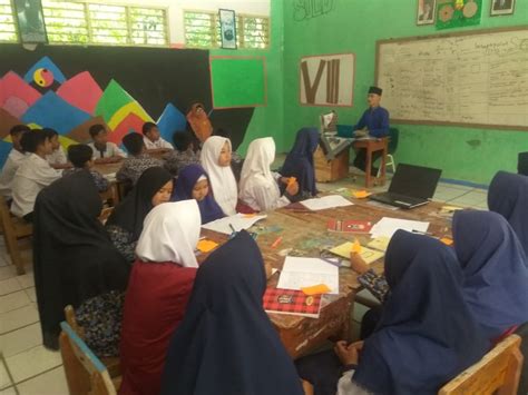 diskusi guru