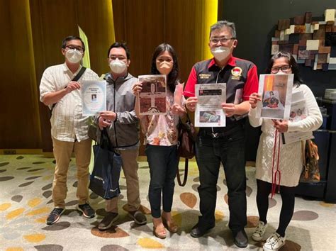 diskusi klien pengacara