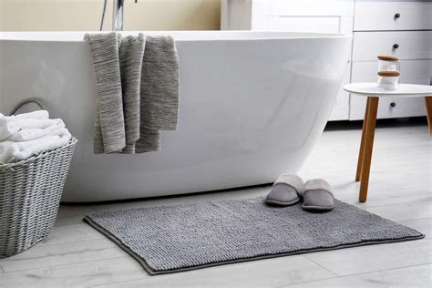 do bath mats have to match