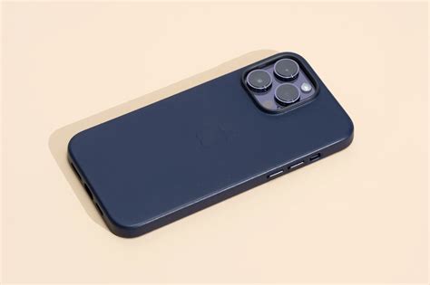 does backbone work with a case