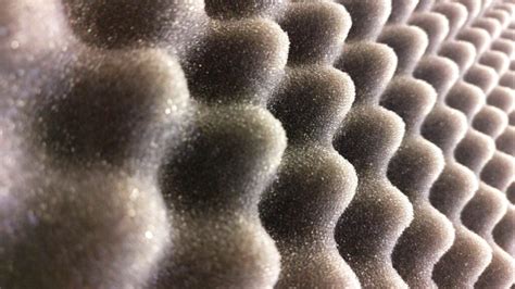 does foam reduce noise