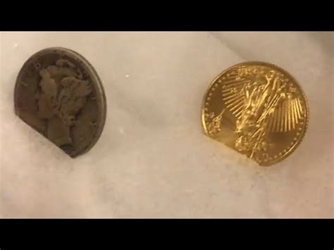 does gold react with silver