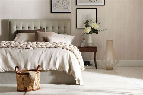 does grey and cream go together in bedroom