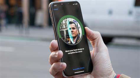 does iphone face recognition work with and without glasses