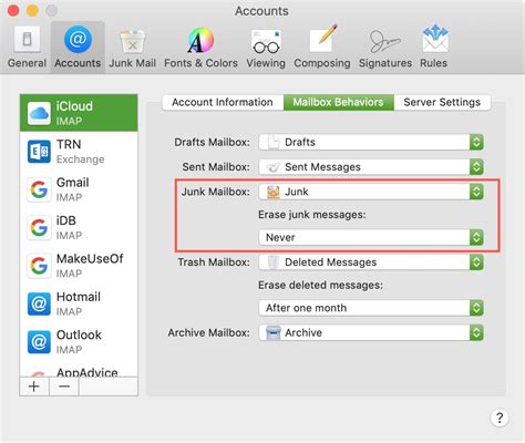 does junk email automatically delete