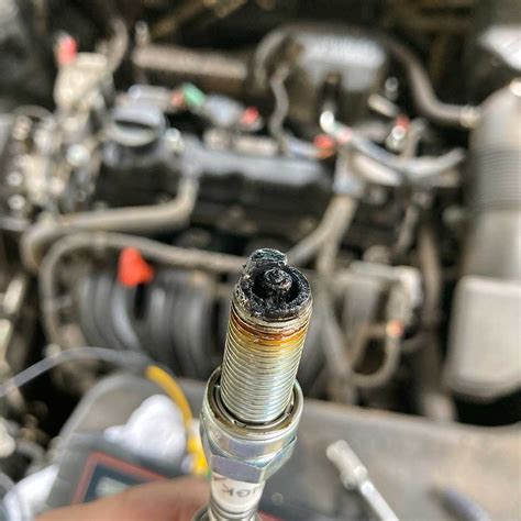 does spark plugs make check engine light come on