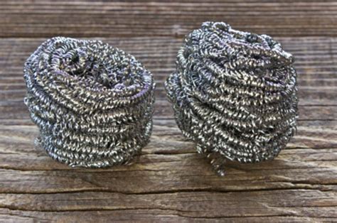 does wire wool remove rust