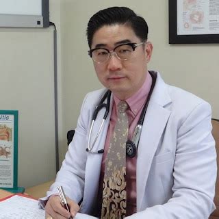 Daftar Dokter Spesialis Paru Terbaik di Medan
