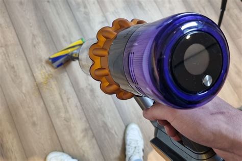 dyson stops after a few minutes