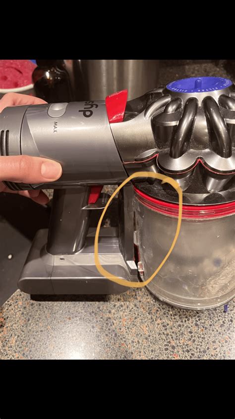 dyson v7 not working on carpet