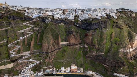 earthquake in santorini today