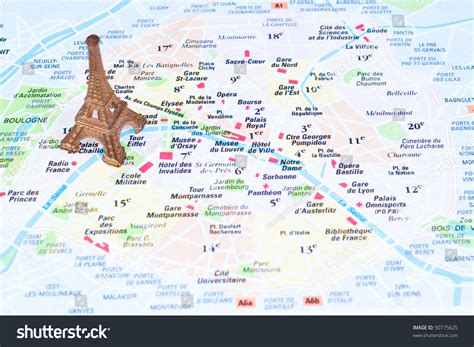 eiffel tower map in paris