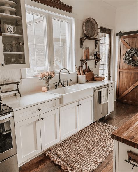 farmhouse kitchen style
