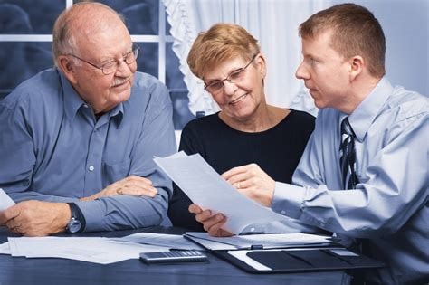 Financial Advisor Assistance in Retirement Planning