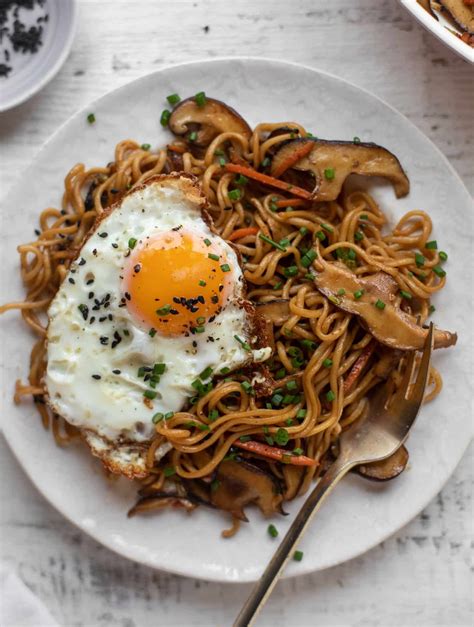 fried ramen noodle recipes with egg