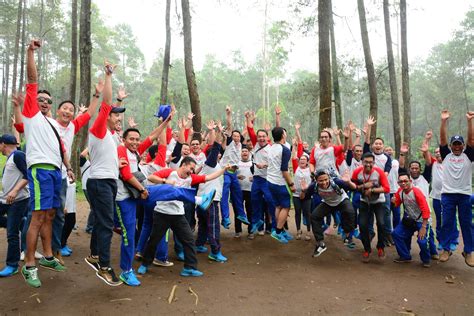 gathering perusahaan