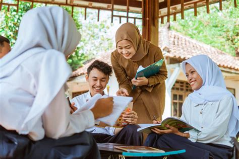 guru dan siswa