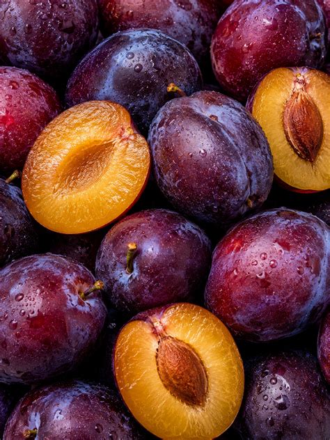 healthy plums