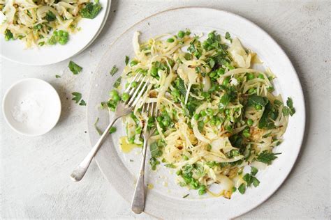 herbs to cook with cabbage