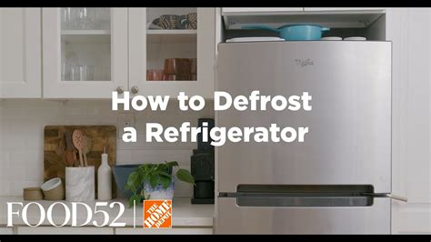 how does auto defrost work on a refrigerator