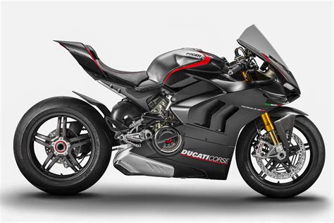 how fast is a ducati panigale v4