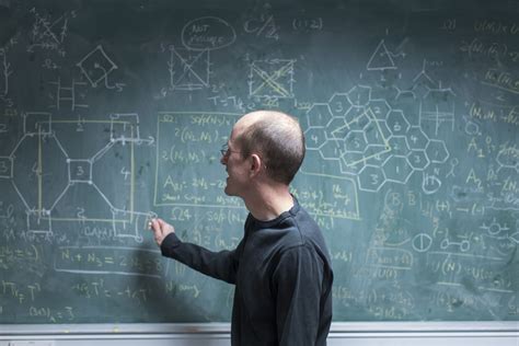 how long does it take to become a physicist