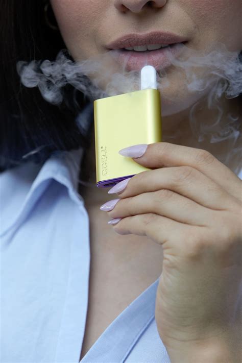 how long does it take to hit a blinker on a raz vape