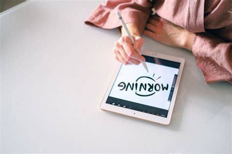 how long does it take to learn illustrator