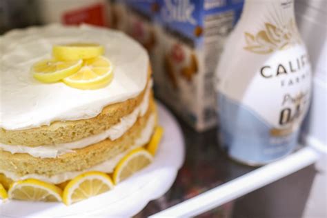 how long is a box cake good for in the fridge