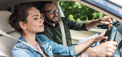 how many hours of lessons does it take to learn to drive