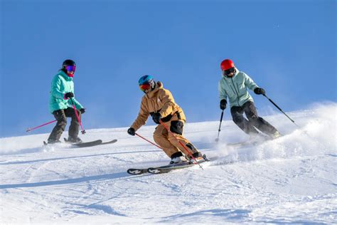 how many hours of ski lessons does a beginner need