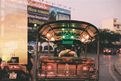 how much cc is auto rickshaw