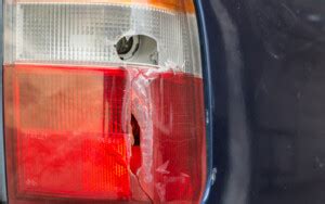 how much does it cost to get a tail light fixed