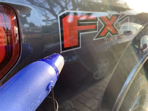 how much does it cost to remove car decals