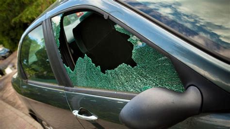 how much does it cost to replace a broken driver side window