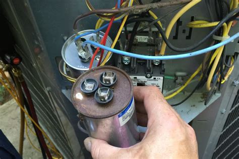 how much does it cost to replace a capacitor on a furnace