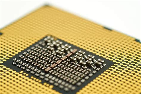 how much gold is in a computer monitor