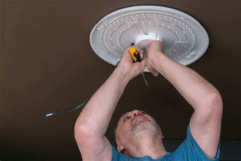 how much is it to replace a light fixture