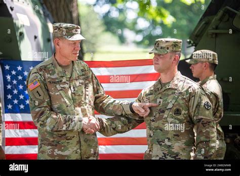 how to become sergeant first class