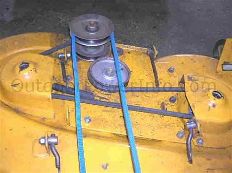 how to change drive belt on cub cadet lt1045