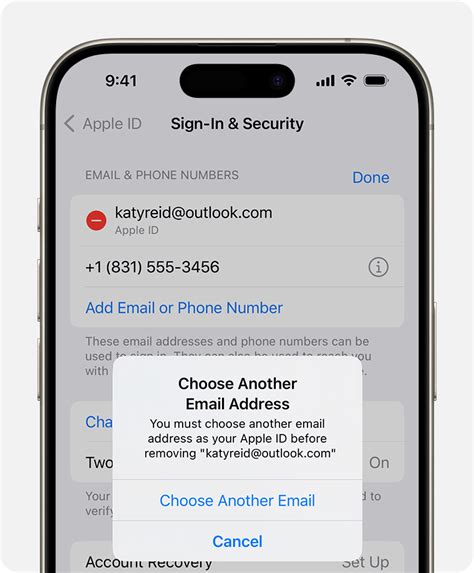 how to change email address in apple wallet
